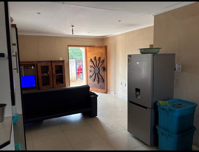 2 BEDROOM FREEHOLD FOR SALE IN SOSHANGUVE S